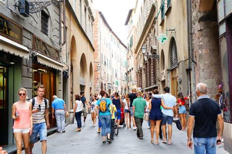 gigolo lucca|Shopping In Lucca: Everything You Need To Know